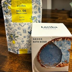 Turquoise Geode Bath Bomb and No. 06 Bath Soak Set - Blue and White